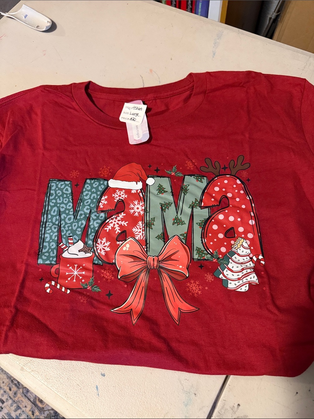 Red 'Mama' Holiday Graphic Tee